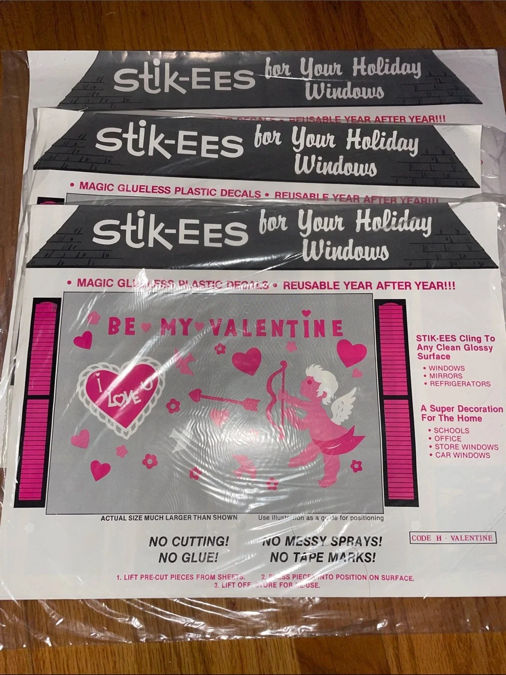 Stick-ees seasonal window decorations Valentine's Day Lot 4 Sets